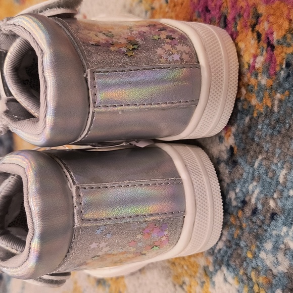 NWT Toddler Sneakers - Picture 5 of 8